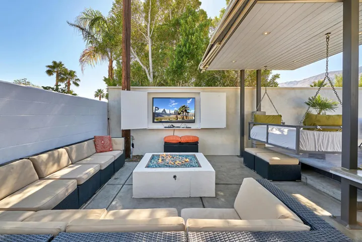 611 E Simms Rd Palm Springs CA-large-074