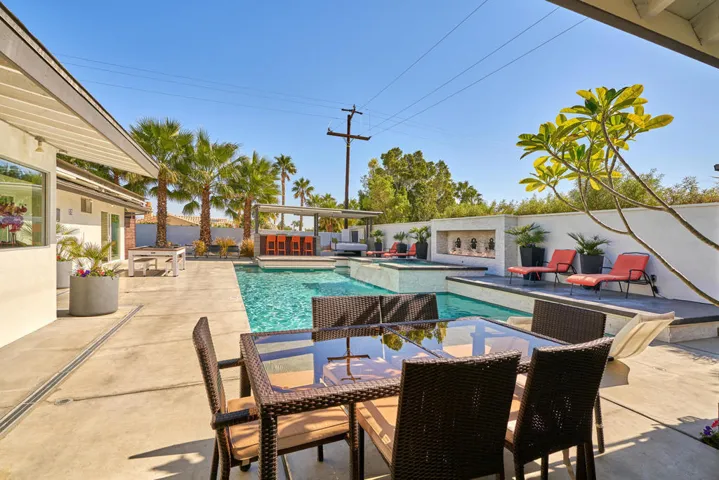 611 E Simms Rd Palm Springs CA-large-085