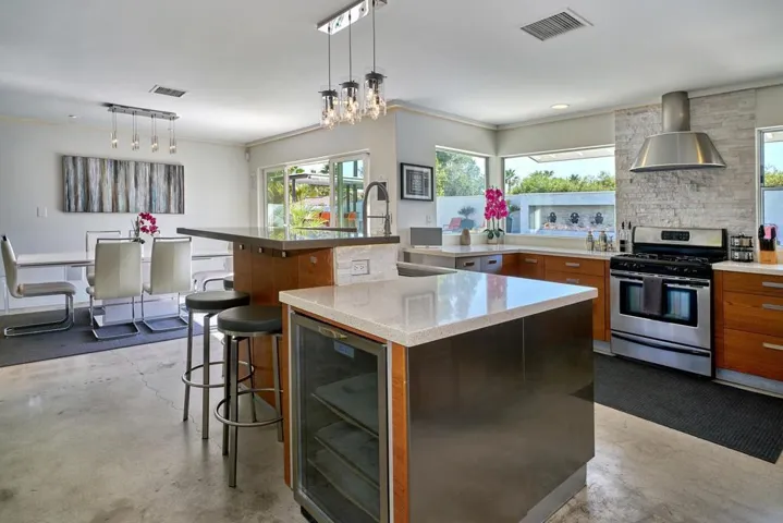 611 E Simms Rd Palm Springs CA-large-029