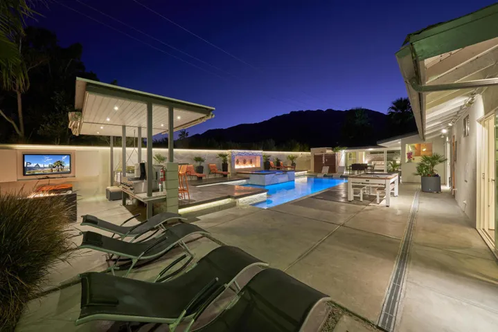 611 E Simms Rd Palm Springs CA-large-062