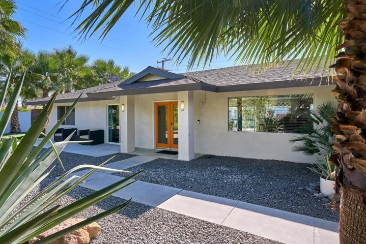 611 E Simms Rd Palm Springs CA-large-009