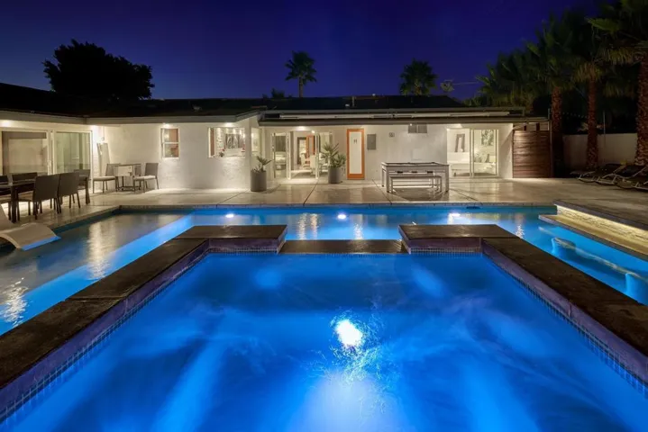 611 E Simms Rd Palm Springs CA-large-069