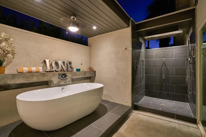 611 E Simms Rd Palm Springs CA-large-044