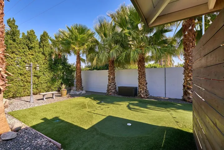 611 E Simms Rd Palm Springs CA-large-017