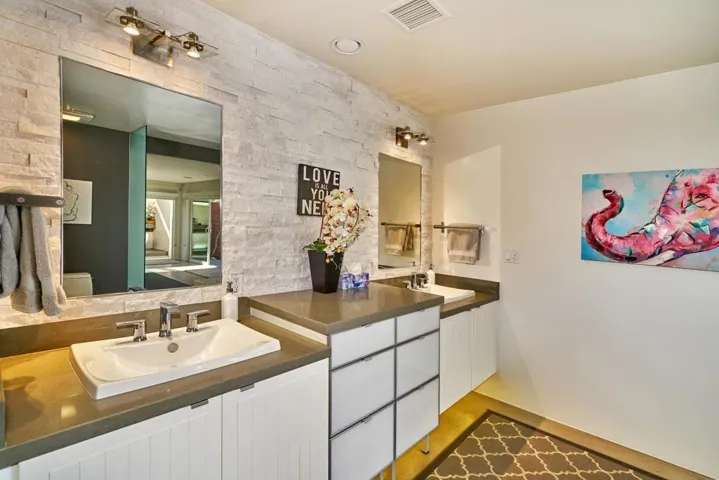 611 E Simms Rd Palm Springs CA-large-051