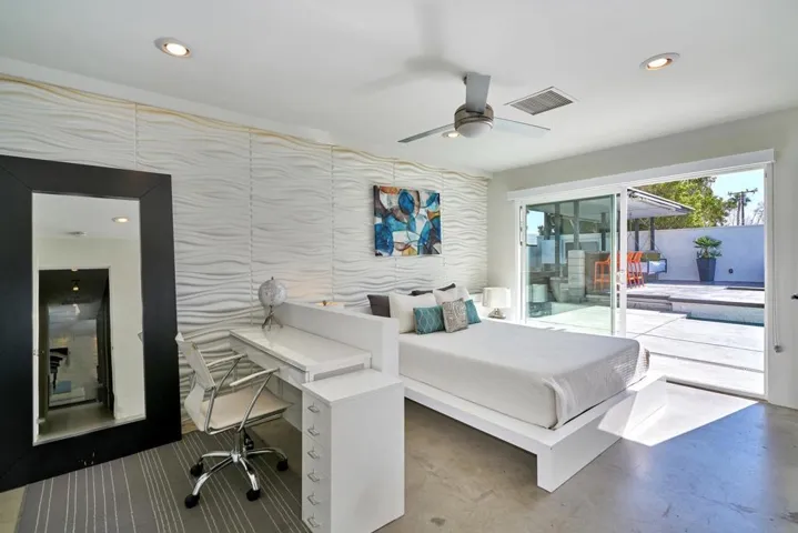 611 E Simms Rd Palm Springs CA-large-056