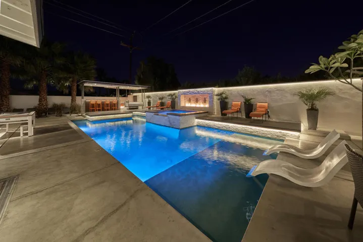 611 E Simms Rd Palm Springs CA-large-091