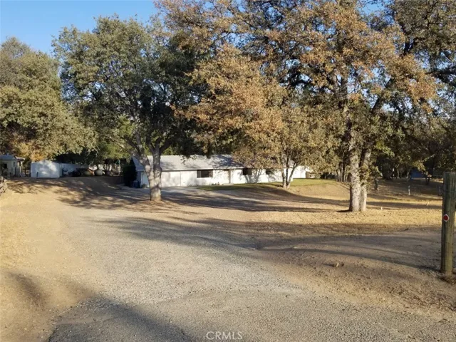 31667 Blackfoot Road, Coarsegold, California 93614