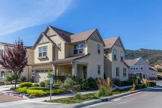 6065 Pipit Way, Gilroy, California 95020
