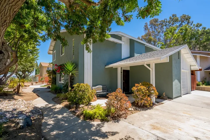2111 Valecrest Ln, Spring Valley, California 91977