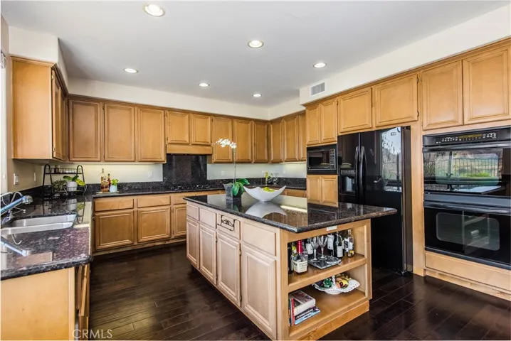 1236 S Night Star Way, Anaheim Hills, California 92808