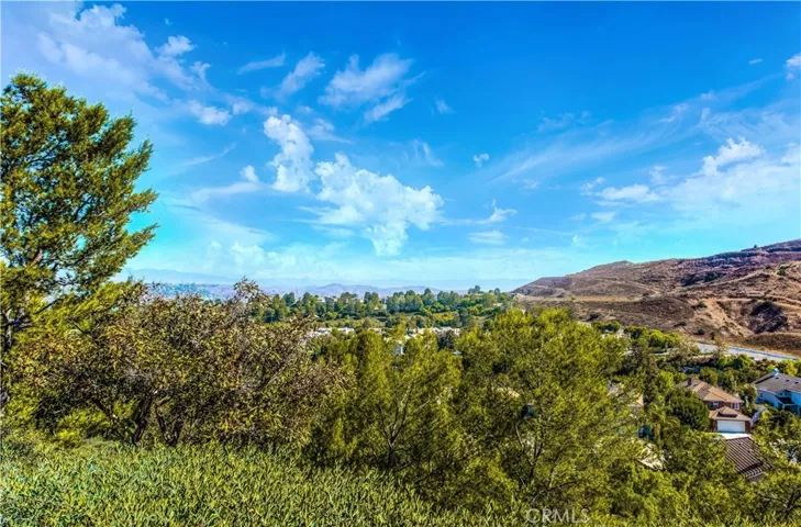 1236 S Night Star Way, Anaheim Hills, California 92808