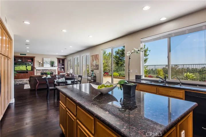 1236 S Night Star Way, Anaheim Hills, California 92808