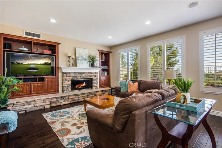 1236 S Night Star Way, Anaheim Hills, California 92808