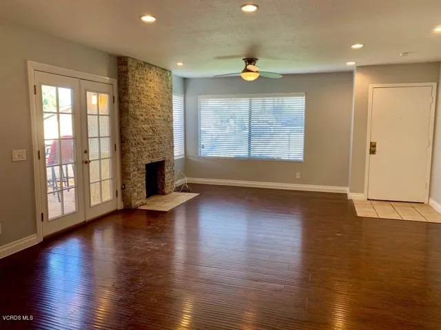 1 living room