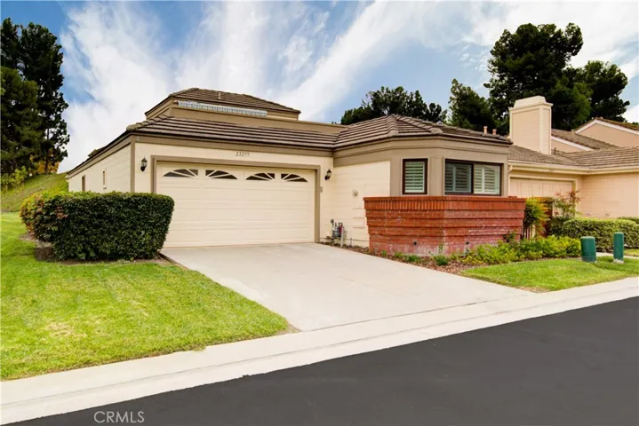23259 Villena, Mission Viejo, California 92692