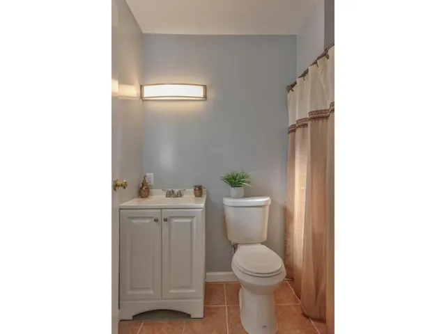 212 8th Street, Gonzales, California 93926
