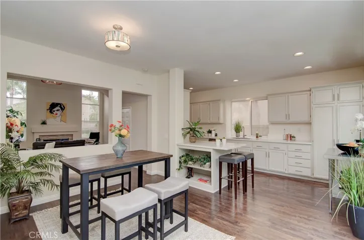Wow is right!  This is a great dining/family space.