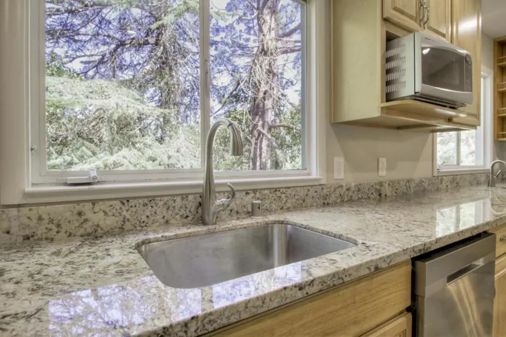 940 Black Mountain Road, Hillsborough, California 94010