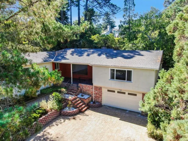 940 Black Mountain Road, Hillsborough, California 94010
