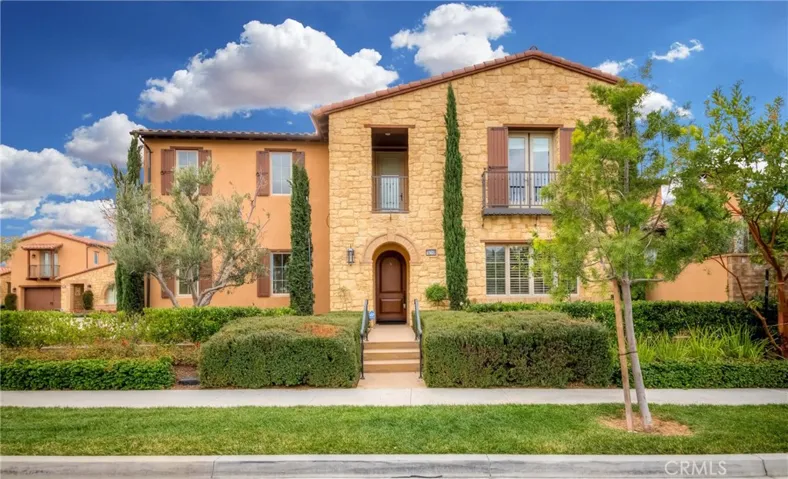 109 Sunset, Irvine, California 92602