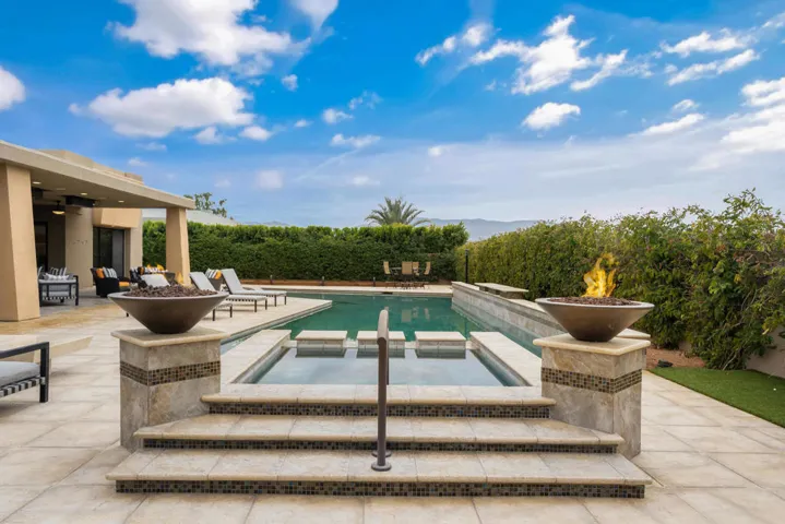 107 Vail Dunes Ct Rancho-large-022-028-H