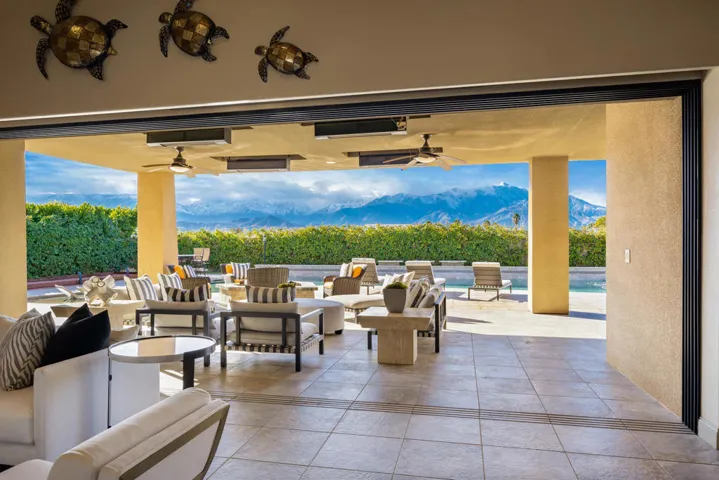 107 Vail Dunes Ct Rancho-large-058-051-H