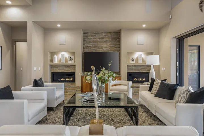 107 Vail Dunes Ct Rancho-large-026-014-H