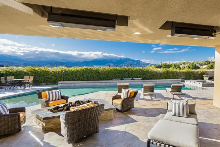 107 Vail Dunes Ct Rancho-large-057-055-H