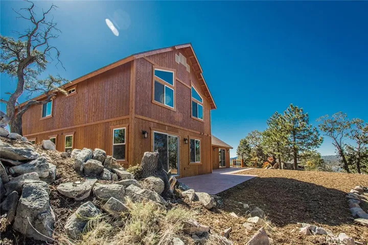 42367 Golden Oak, Big Bear, California 92315