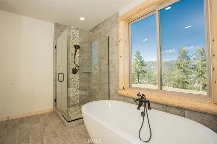 42367 Golden Oak, Big Bear, California 92315