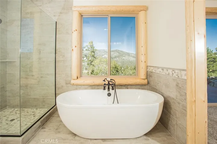 42367 Golden Oak, Big Bear, California 92315