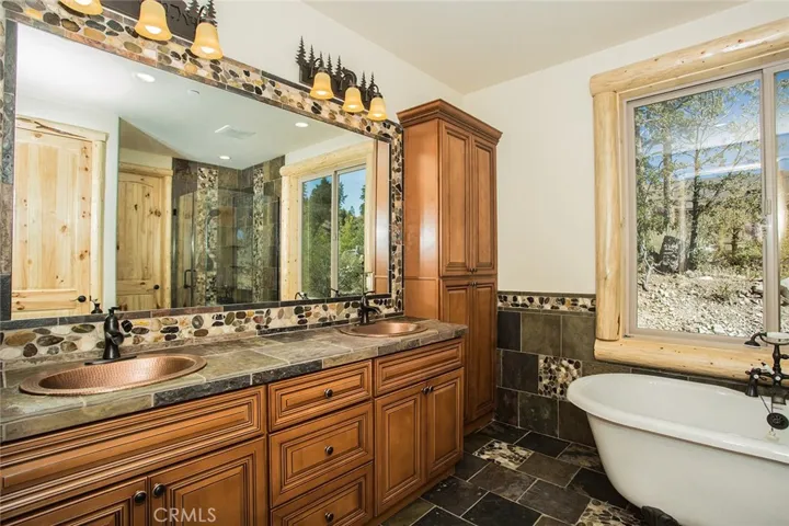 42367 Golden Oak, Big Bear, California 92315