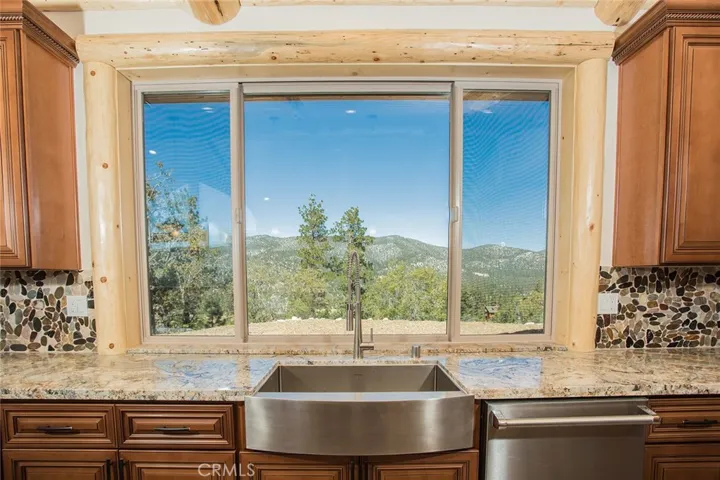 42367 Golden Oak, Big Bear, California 92315