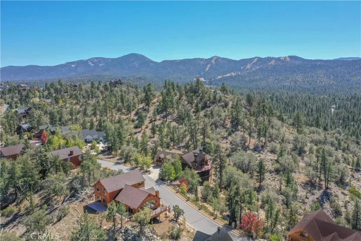 42367 Golden Oak, Big Bear, California 92315