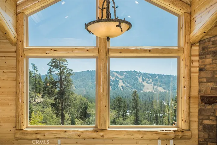 42367 Golden Oak, Big Bear, California 92315