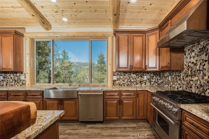 42367 Golden Oak, Big Bear, California 92315