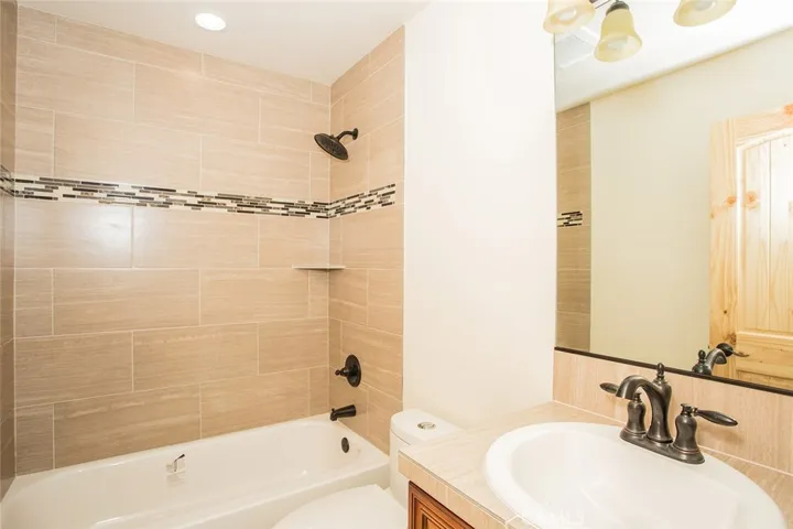 42367 Golden Oak, Big Bear, California 92315