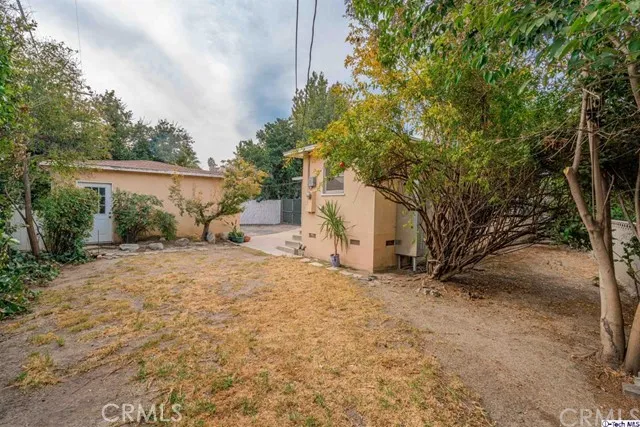 5400 Veloz Avenue, Tarzana, California 91356