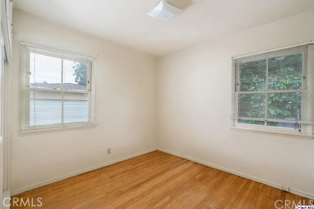 5400 Veloz Avenue, Tarzana, California 91356