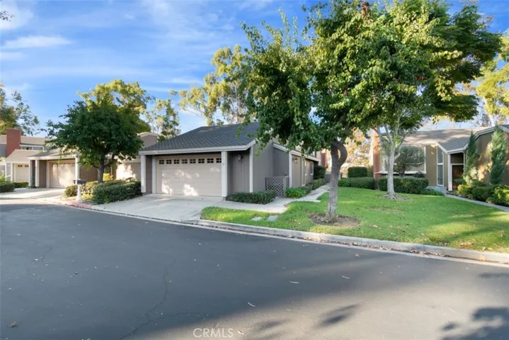 34 Cool Brook, Irvine, California 92603