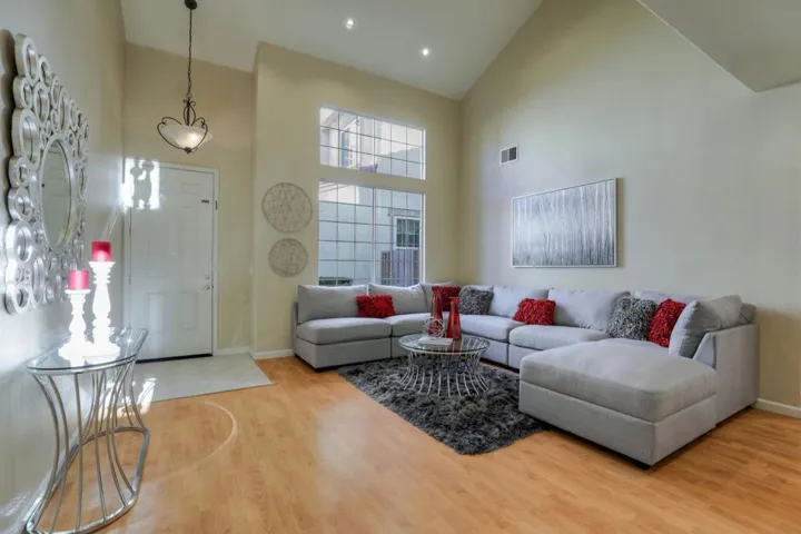 2282 Lenox Place, Santa Clara, California 95054