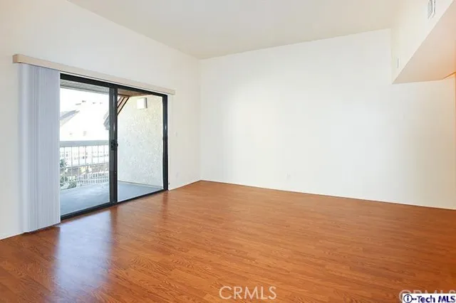 436 E Palm Avenue 310, Burbank, California 91501