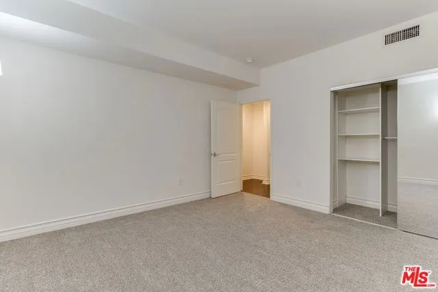 1726 S Bentley Avenue 202, Los Angeles, California 90025