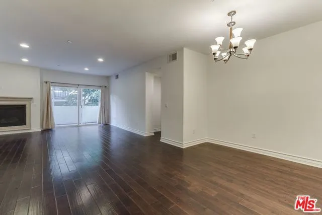 1726 S Bentley Avenue 202, Los Angeles, California 90025