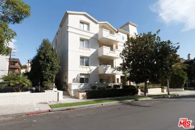 1726 S Bentley Avenue 202, Los Angeles, California 90025
