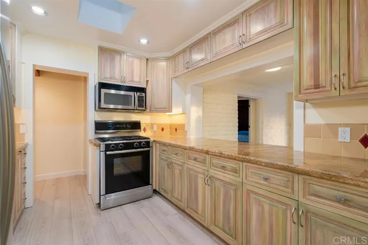 1263 Windsor Rd, Cardiff By The Sea, California 92007