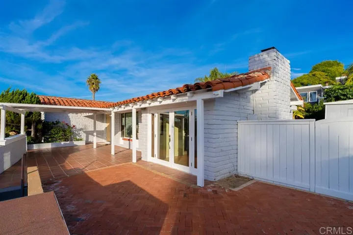 1263 Windsor Rd, Cardiff By The Sea, California 92007
