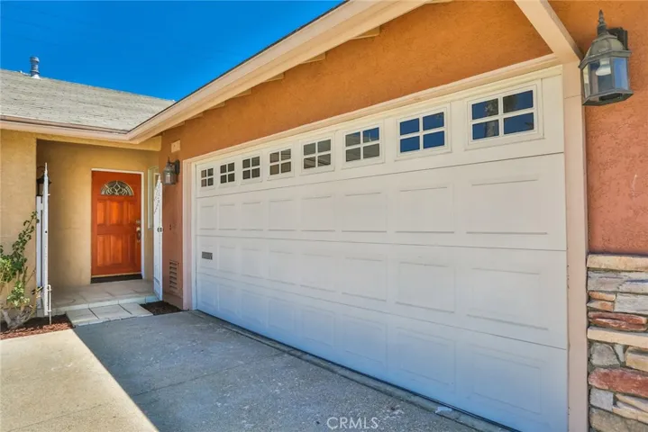 14862 Sabre Lane, Huntington Beach, California 92647