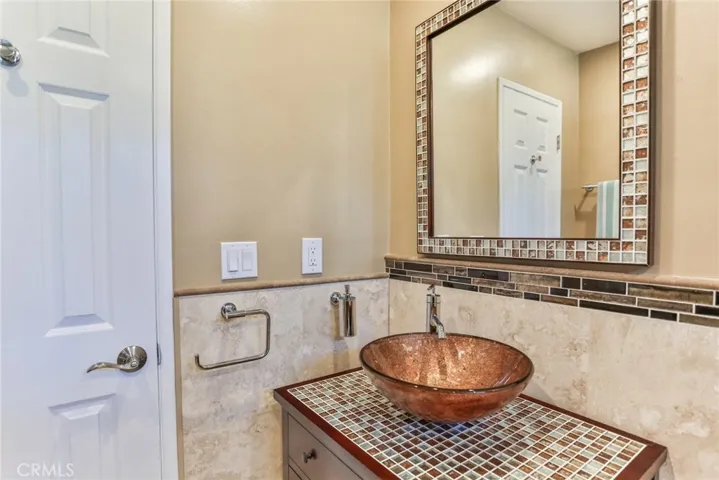 14862 Sabre Lane, Huntington Beach, California 92647